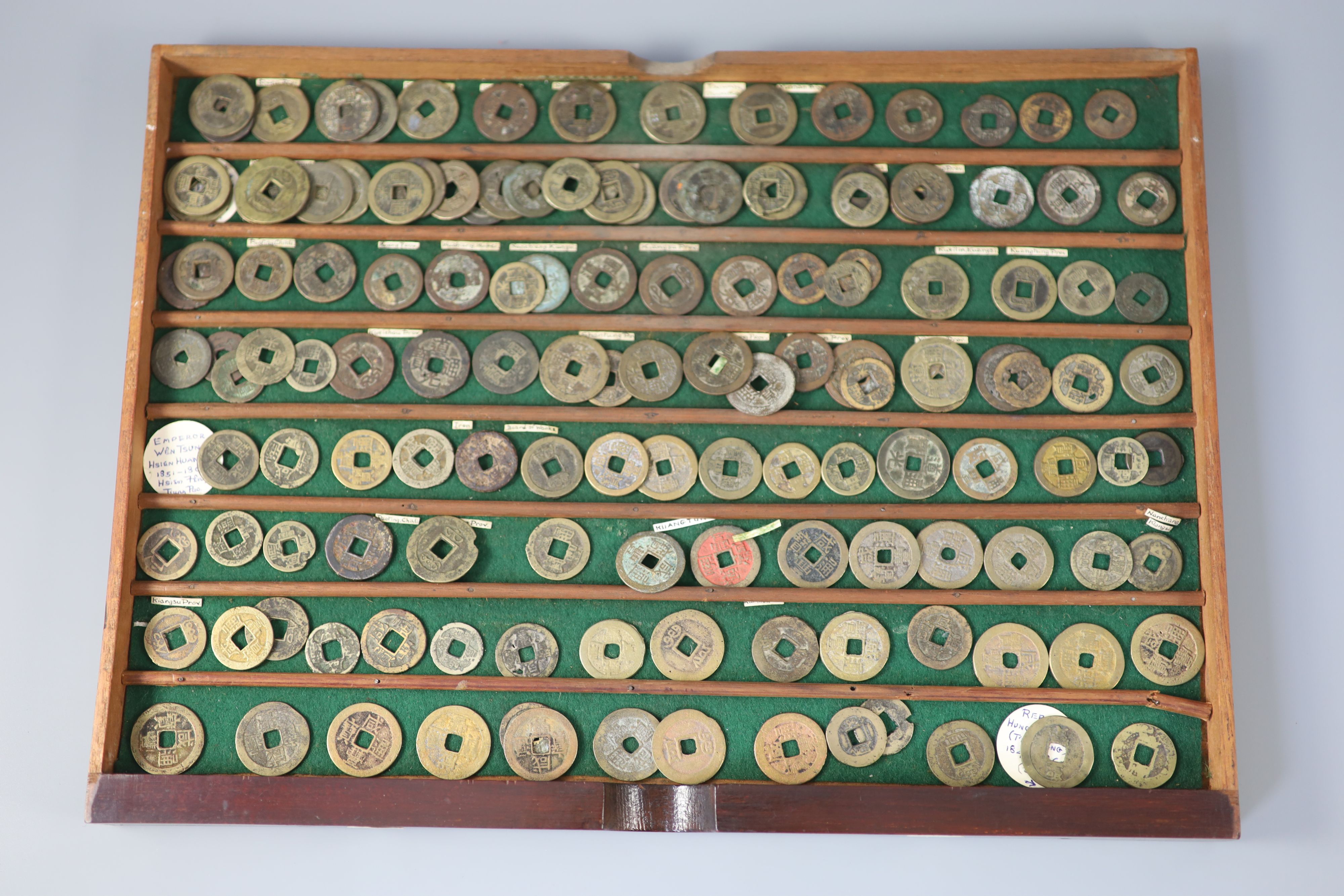 China, a large quantity bronze round coins, Qing dynasty and Taiping Rebellion,